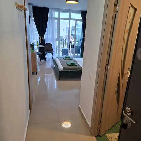 Lejlighed La Playa - Studiouri Pe Plaja Cu Sezlong Inclus *
