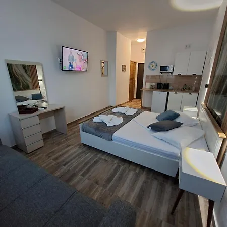 Lejlighed La Playa - Studiouri Pe Plaja Cu Sezlong Inclus Eforie Nord