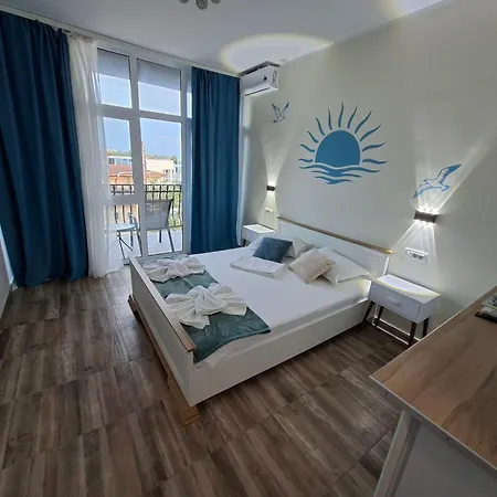 La Playa - Studiouri Pe Plaja Cu Sezlong Inclus Lejlighed *