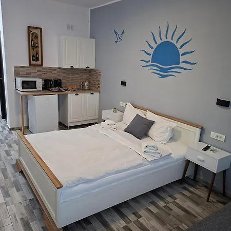 La Playa - Studiouri Pe Plaja Cu Sezlong Inclus Lejlighed *